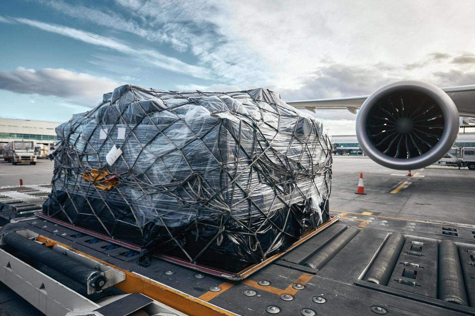 Air freight Pallet loaded next to aeroplane Engine || Air Freight || about GHSL